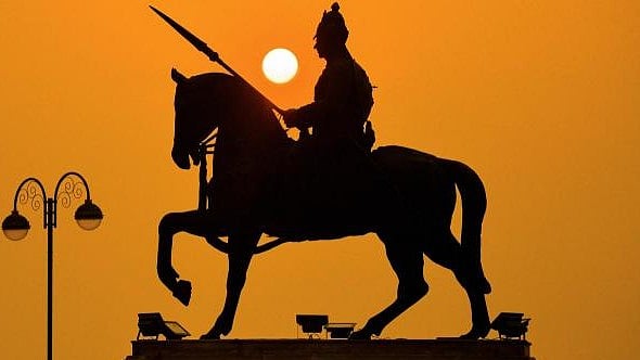 Around 100 SP workers booked for 'vandalising' Maharana Pratap statue in UP's Mainpuri - Vimarsana News