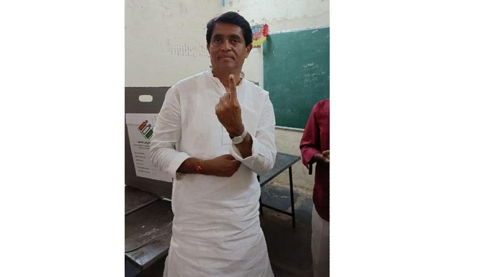 AP Finance minister Buggana Rajendranath cast his vote in Bethamcherla of Kurnool district in Andhra Pradesh.
