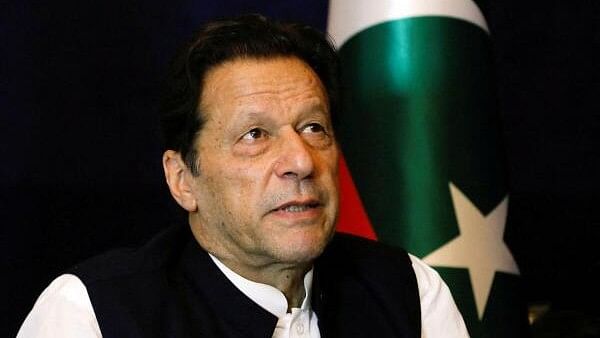 Ready to hold talks but not for striking deal, says Imran Khan