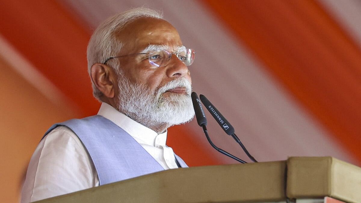 Lok Sabha Elections 2024 Updates | 'SP, Congress take your votes but distribute gifts to those who do vote jihad', says Modi