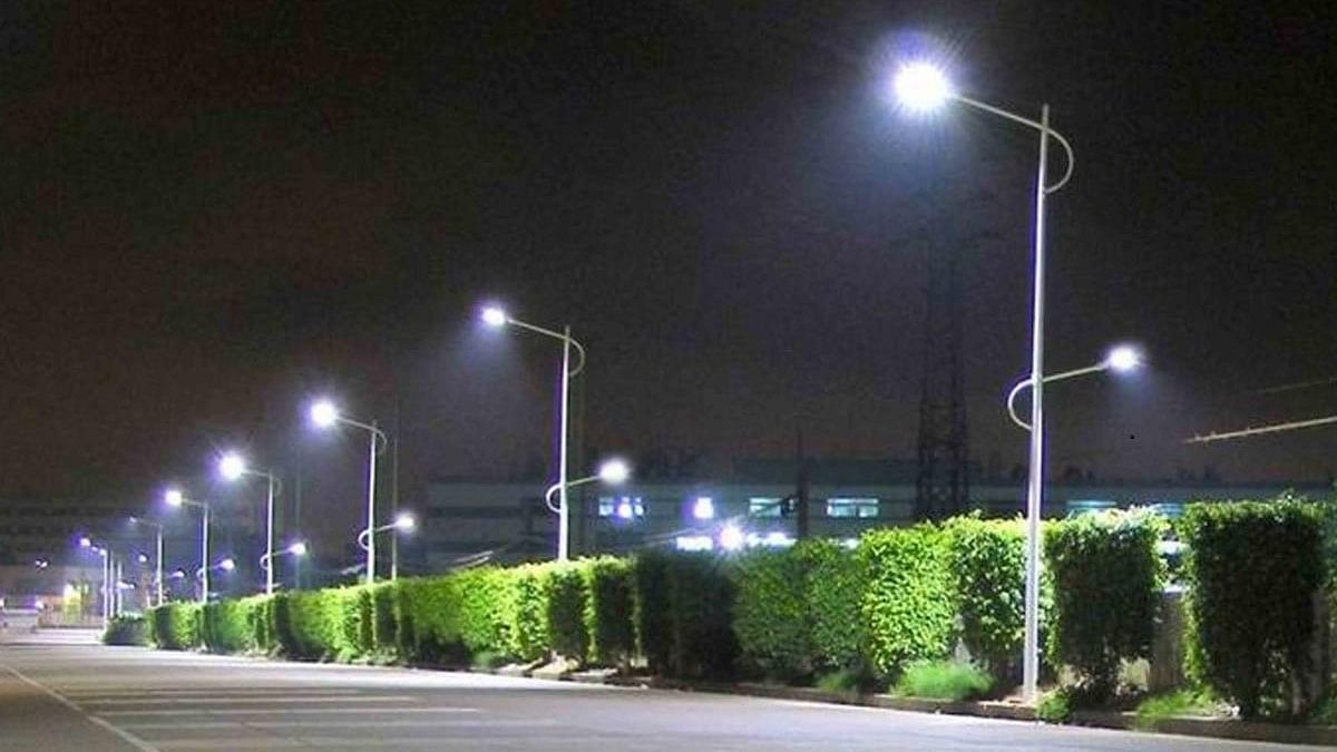 After 3 yrs, Palike revives project to replace sodium vapour lamps