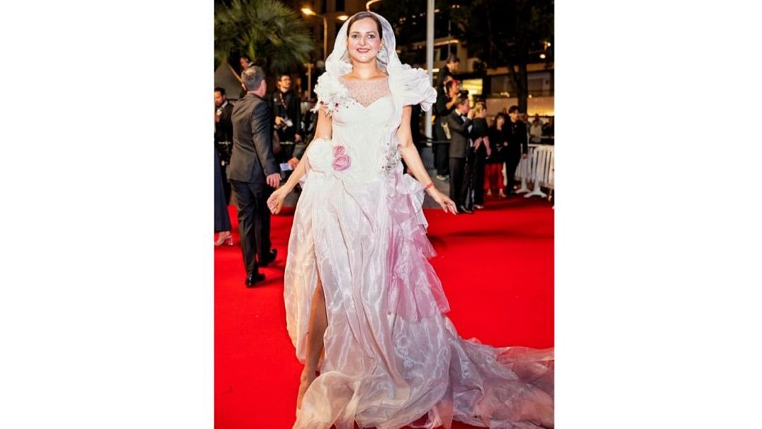 Actress Manya Pathak looked like a Goddess in a dream collection by designer Anjali Phougat. She made heads turn with her appearance at the ongoing Cannes Film Festival and one of the Indian stars who shone brightly on the red carpet.