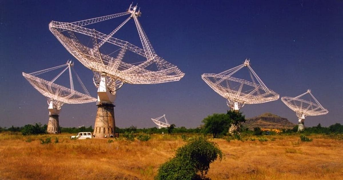 하늘에 대한 GMRT 무선 조사를 사용하여 인도 천문학자가 드문 발견