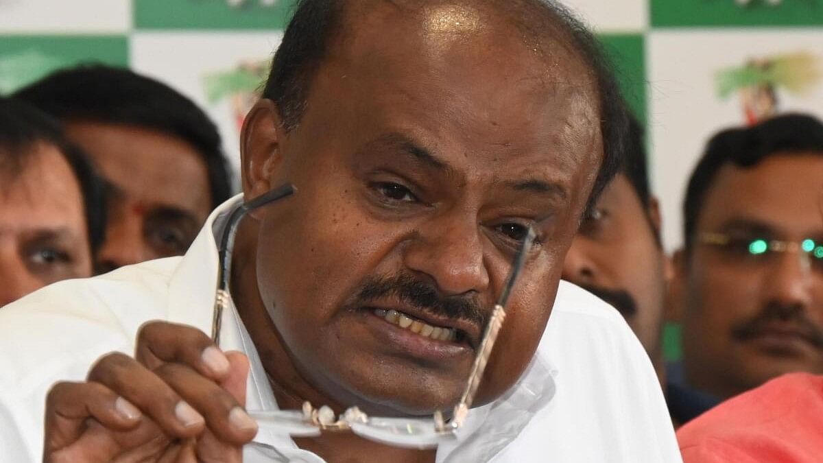 Lok Sabha Elections Updates: 'I'm producer, director, actor, everything,' HDK's jibe at DKS allegation that he released Prajwal Revanna's pen drives
