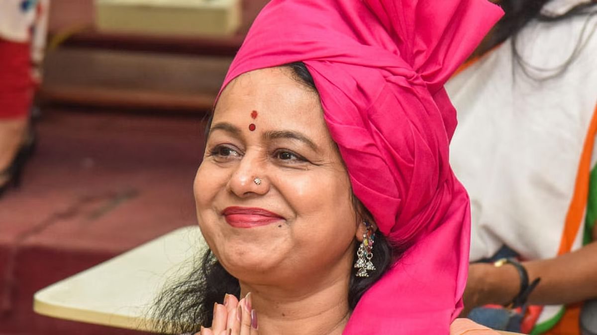 Veteran Kannada actress Abhinaya was arrested in connection with a dowry harassment case in 2022. The Karnataka High Court announced a two-year jail sentence to Abhinaya, her mother, and her brother.