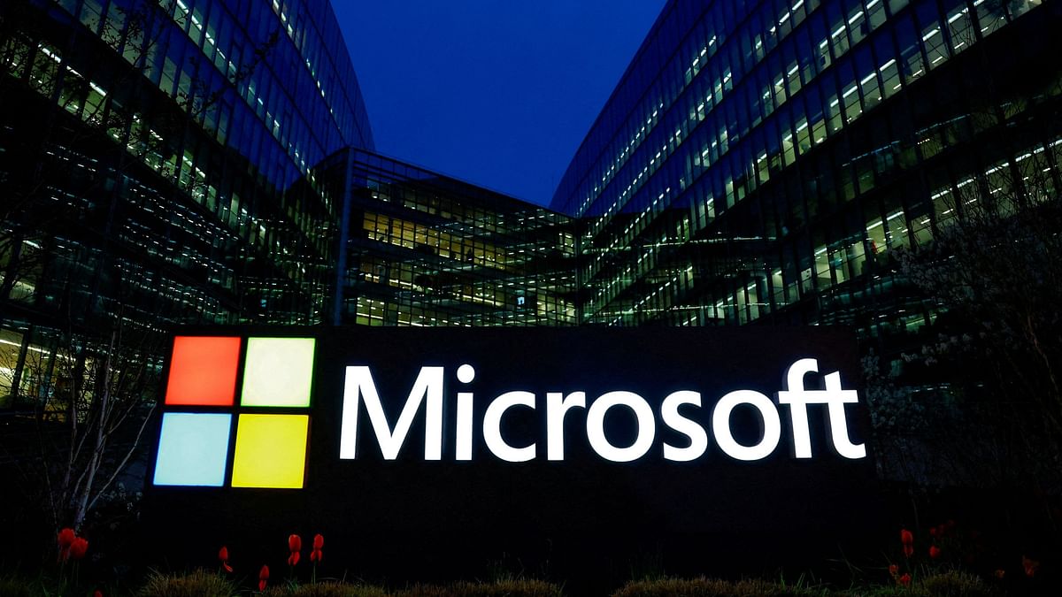 Rank 03| Microsoft,  Brand Value: $712,883 million.