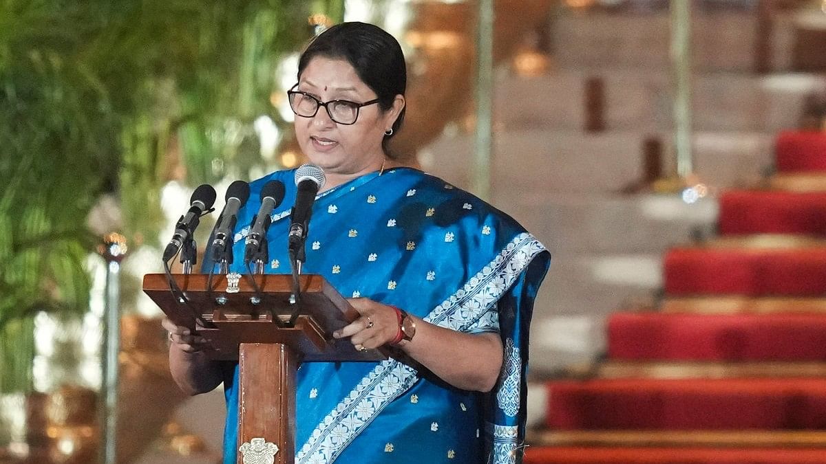 BJP MP Annapurna Devi takes oath as minister at the swearing-in ceremony of the new Union government at Rashtrapati Bhavan. 