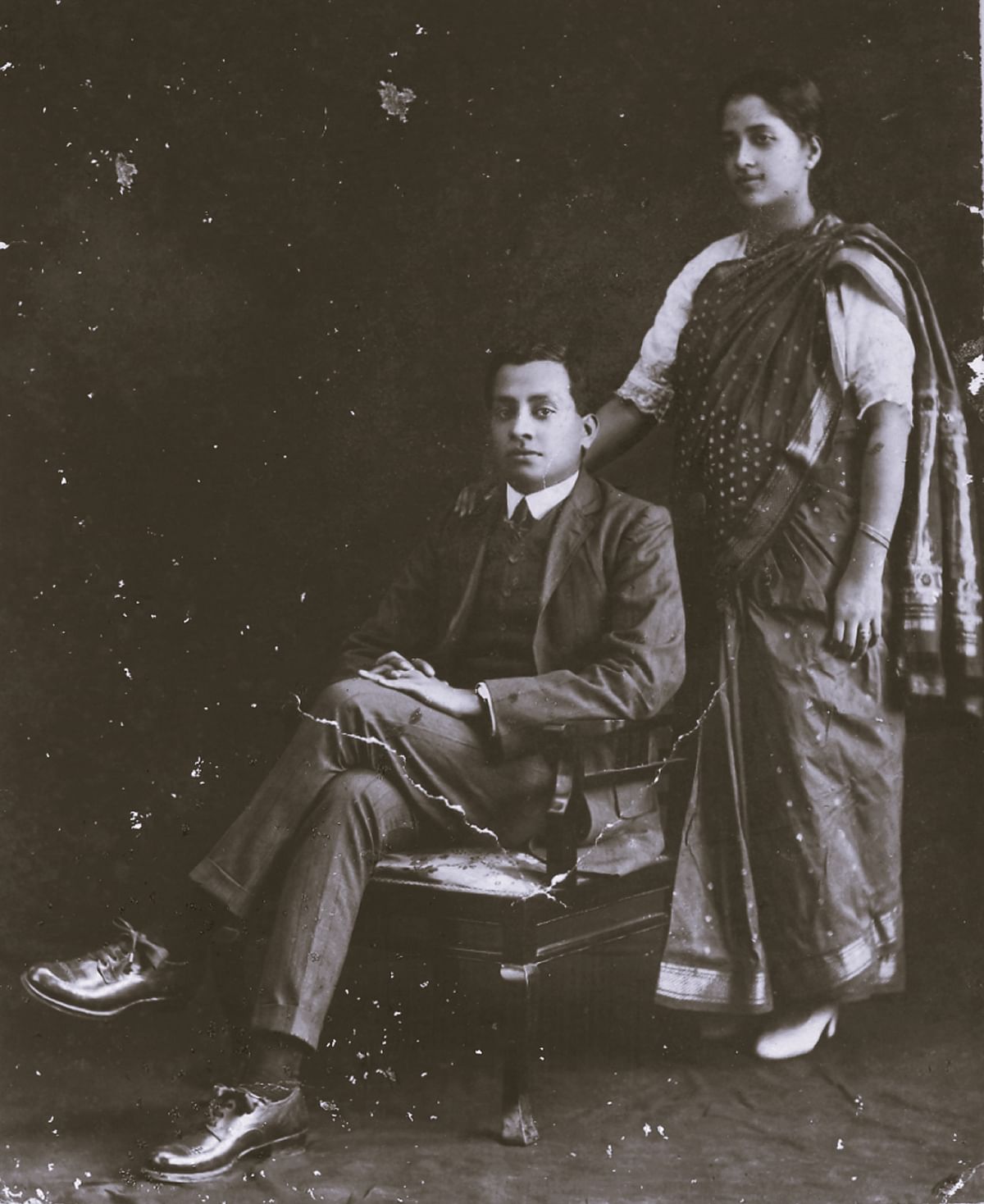 A photo of Titus Coelho and Josephine Coelho dated Jan 13 1914. Titus was a government servant and later went on to be a coffee planter.