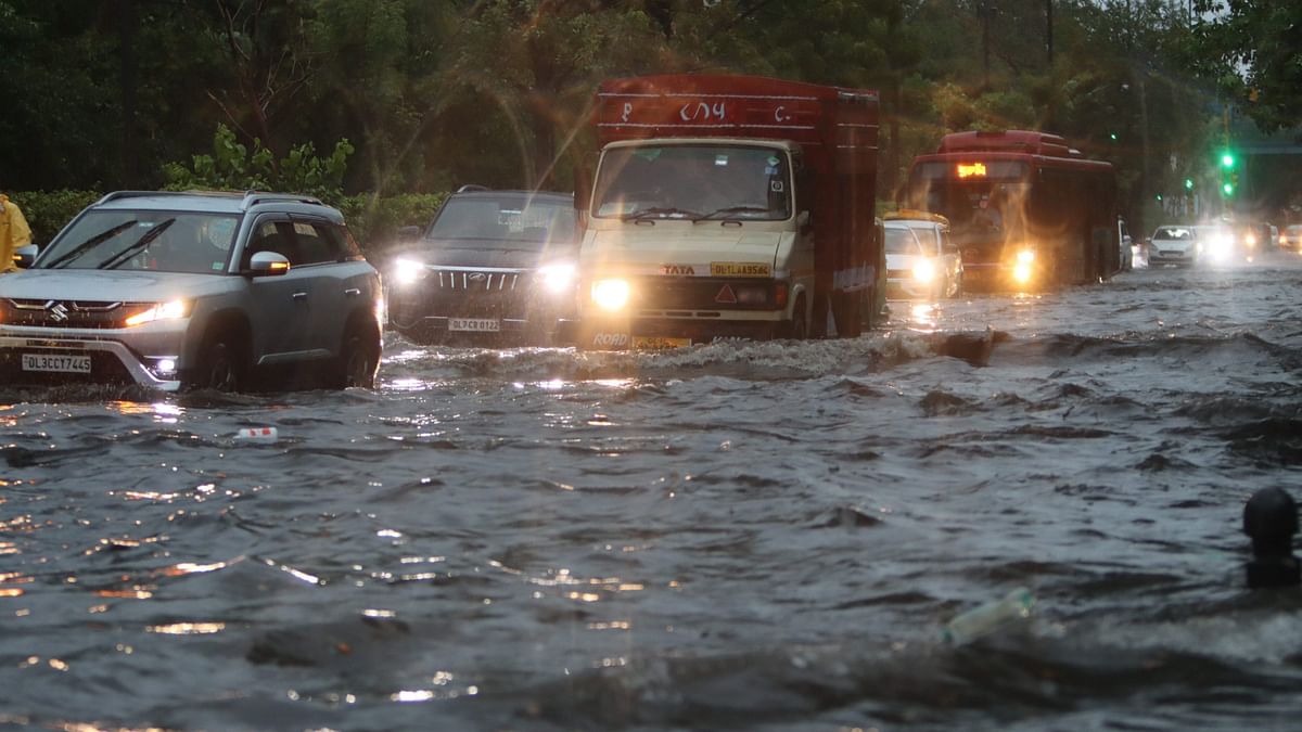 Commuters faced a harrowing time navigating through waterlogged roads, with many vehicles stranded or moving at a snail's pace.