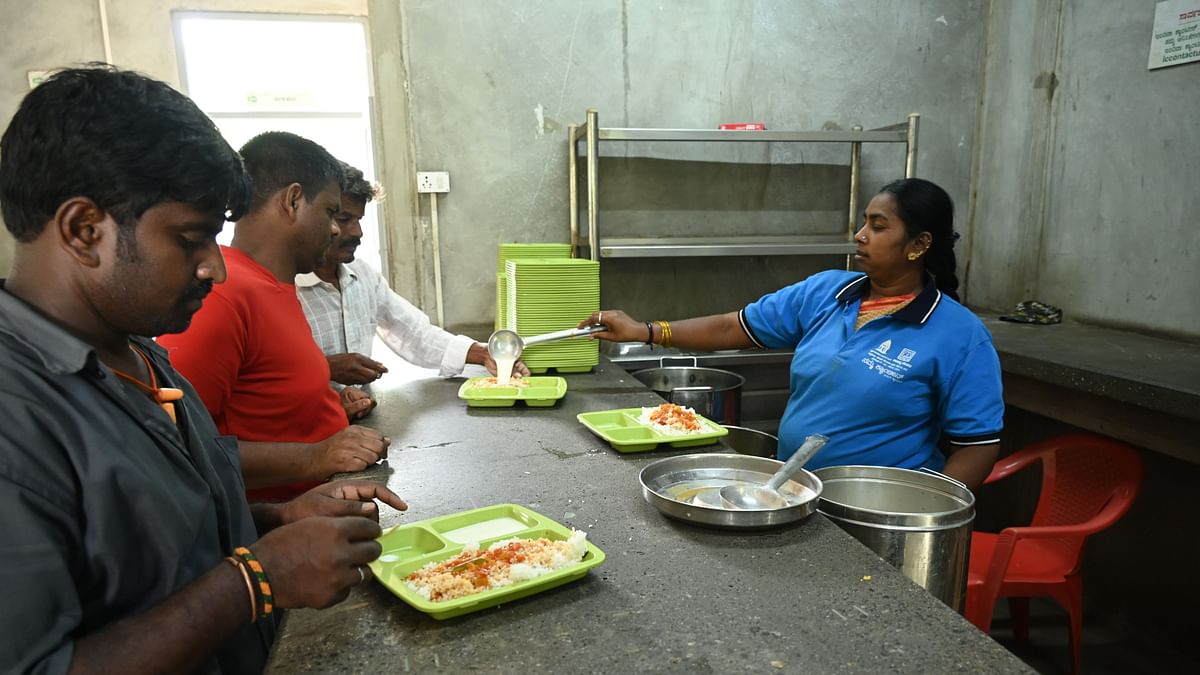 New Delhi NGO to manage 142 Indira Canteens in Bengaluru