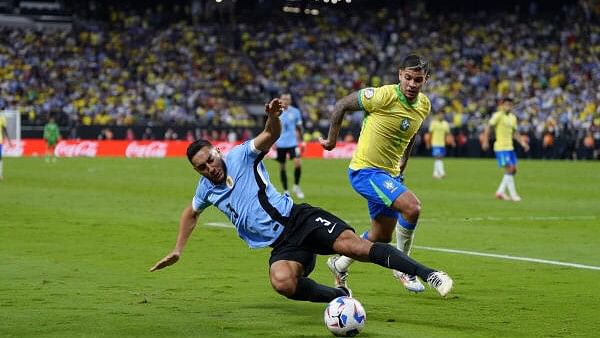 Uruguay knock Brazil out on penalties to move into Copa America semi-finals