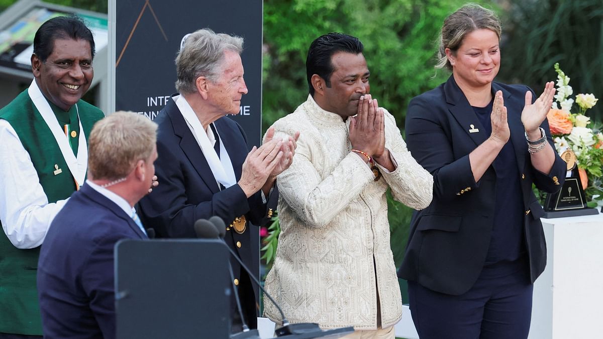 Legendary Indian tennis players Vijay Amritraj and Leander Paes, the heroes of many a historic triumph transcending generations, became the first two exponents of the sport from Asia to be inducted into the International Hall of Fame.