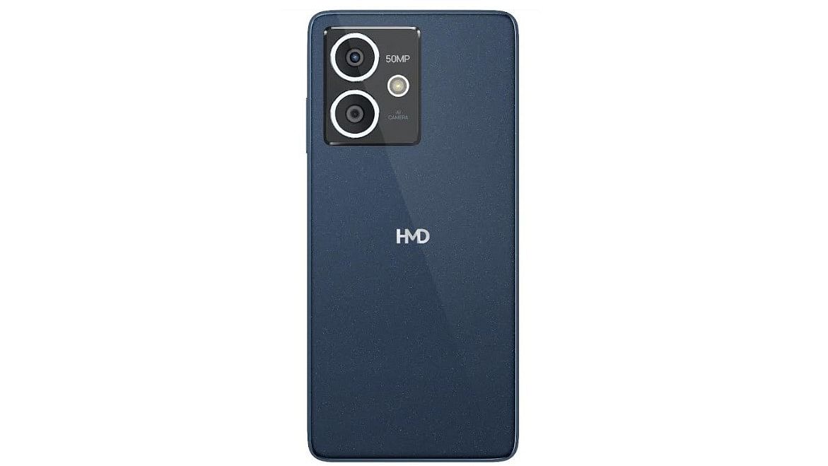 The regular HMD Crest series phone with dual-camera module.