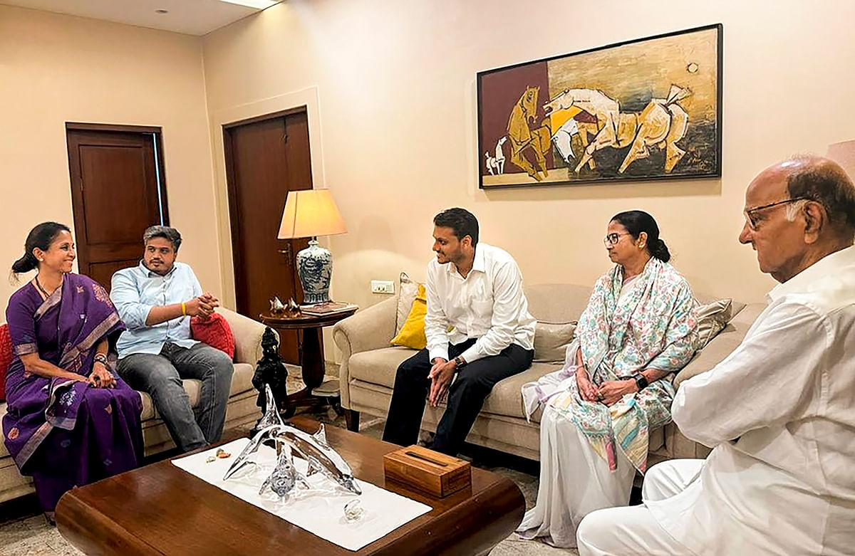 West Bengal Chief Minister Mamata Banerjee meets NCP (Sharadchandra Pawar) chief Sharad Pawar and his daughter and MP Supriya Sule, in Mumbai, Friday, July 12, 2024. 