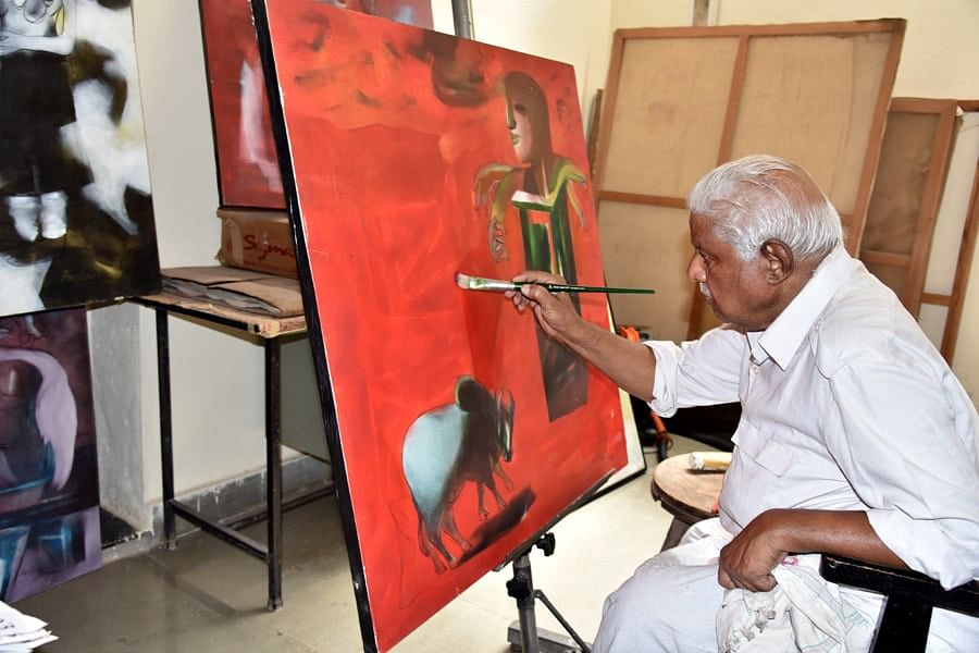 Kalaburagi-based artist V G Andani; the artist at work; the MMK College of Visual Arts where Andani taught. 