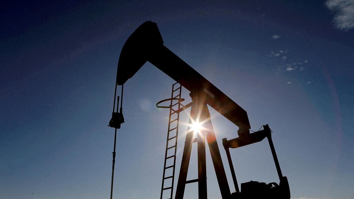 Oil prices steady after large draw from US crude inventories