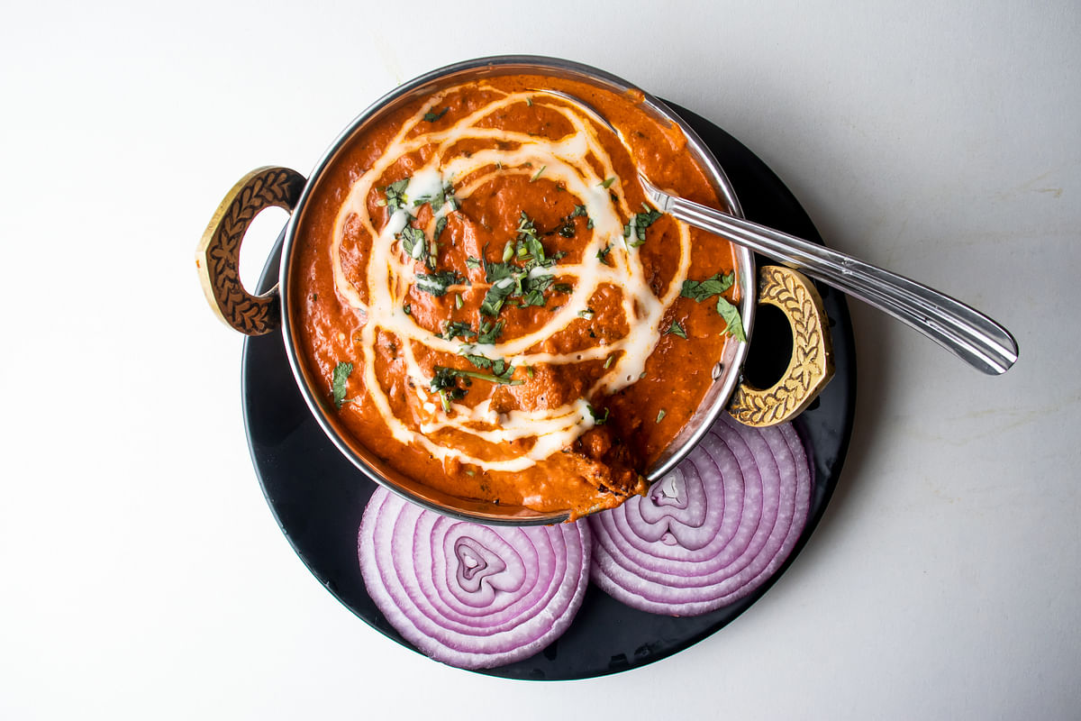 Butter Chicken: It's a creamy, tomato-based curry that combines chicken pieces with rich, aromatic spices. This dish is best enjoyed with roti, naan and rice. This dish has secured fifth place on the list. 