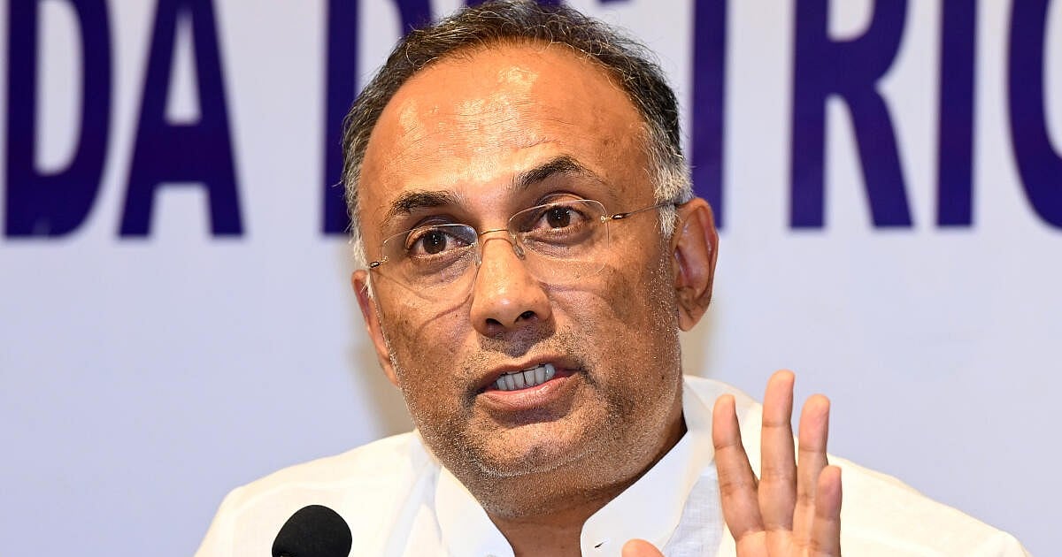 Health minister Dinesh Gundu Rao suggests opening fever clinics in areas with high dengue cases