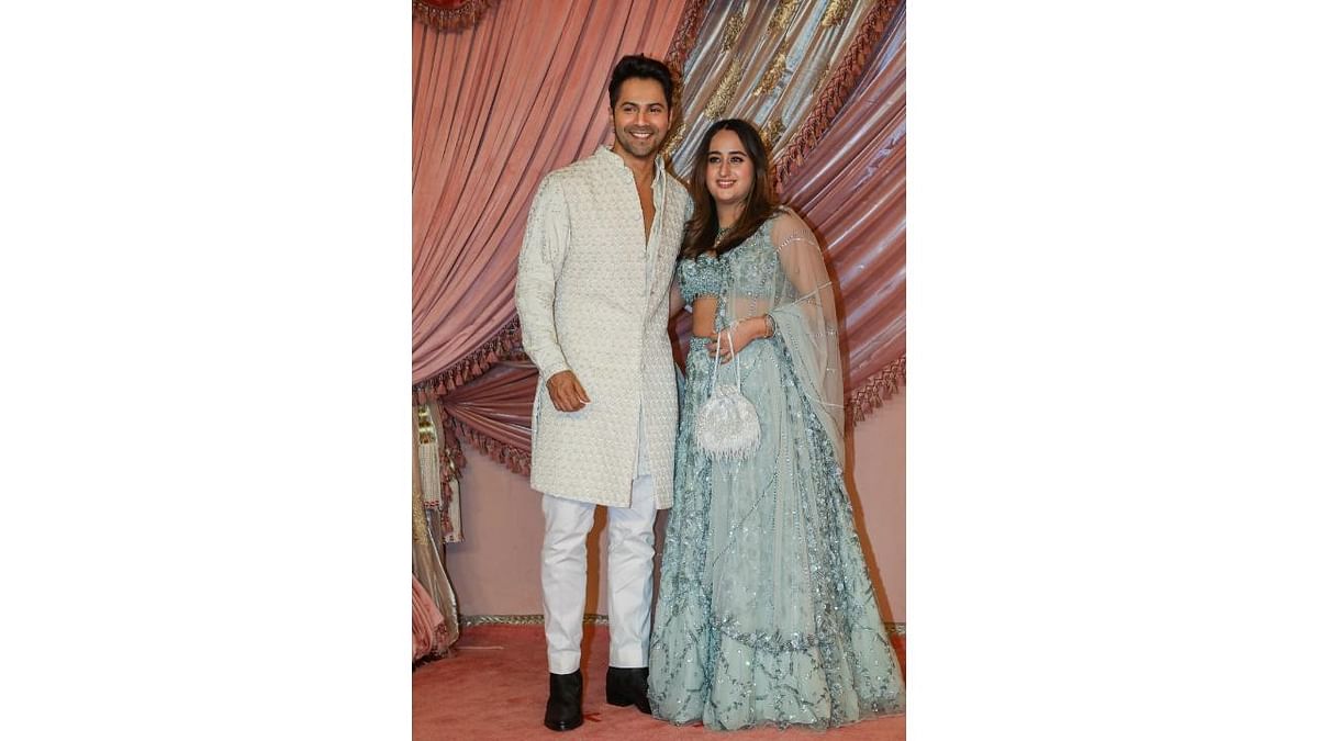 New parents of B-town, Varun Dhawan and Natasha Dalal looked cute at the ceremony.