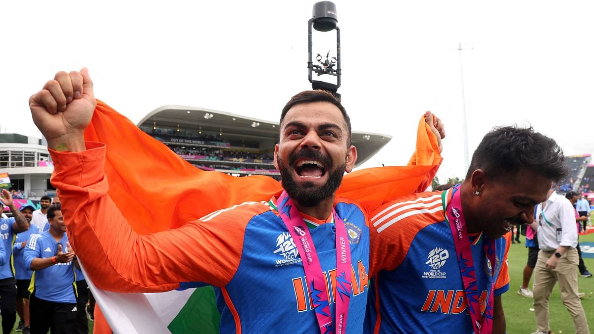 Emotional Virat Kohli and Hardik Pandya share a light moment after winning the T20 World Cup.