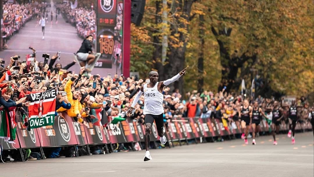 Kenya’s Eliud Kipchoge is poised to make history by securing his third consecutive Olympic marathon gold medal at Paris 2024 Olympics.