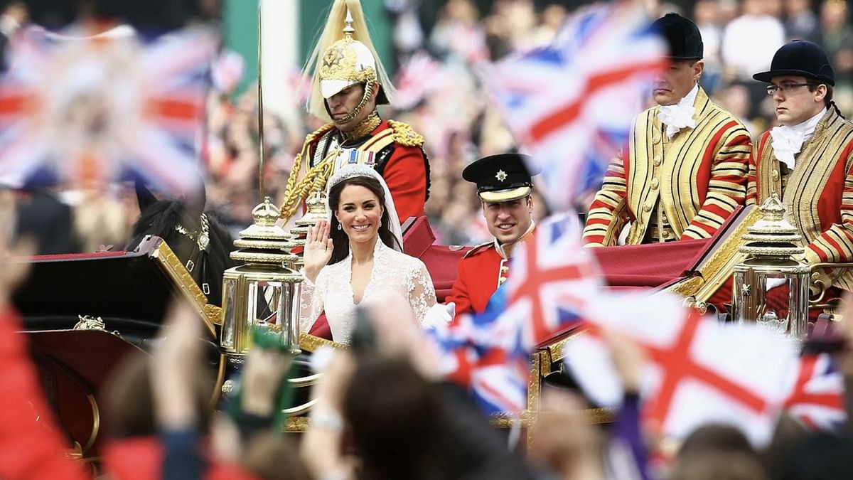 Prince William and Kate Middleton (2011): Despite being less extravagant than his parents' wedding, the Duke and Duchess of Cambridge's nuptials were a globally televised event, featuring a carriage procession and a reception at Buckingham Palace and cost $34 million.