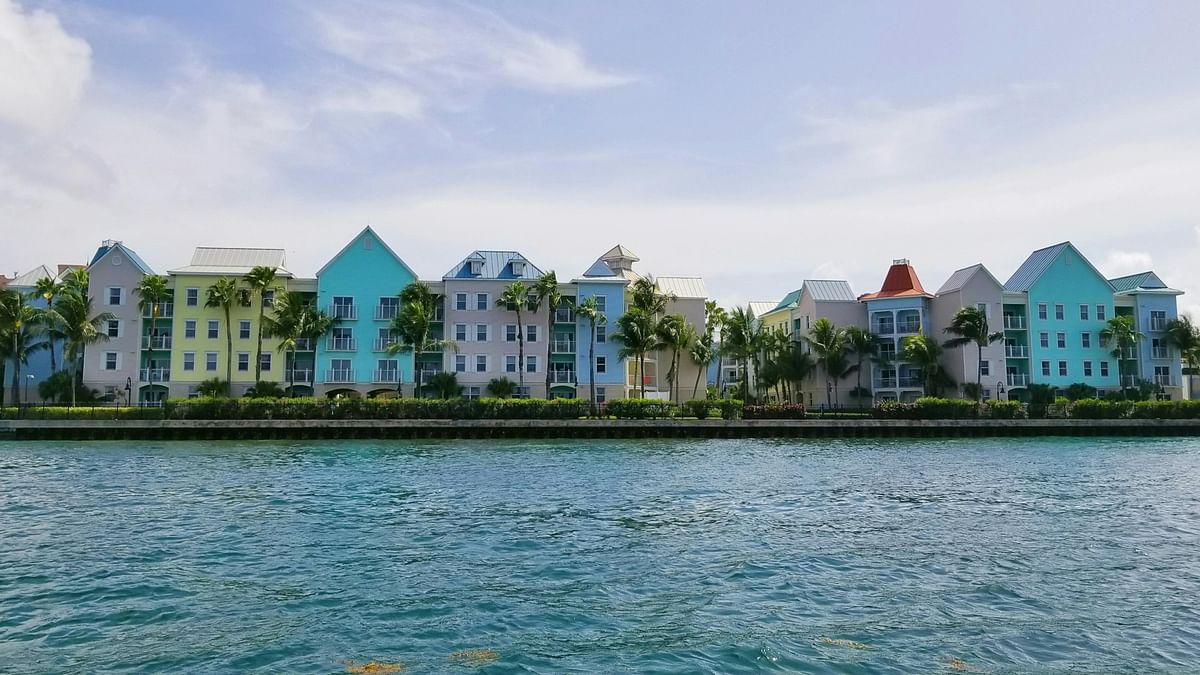 Known for its luxurious lifestyle and beautiful beaches, Nassau, in the Bahamas is an expensive place to live in for expatriates. The city ranked ninth on the list.