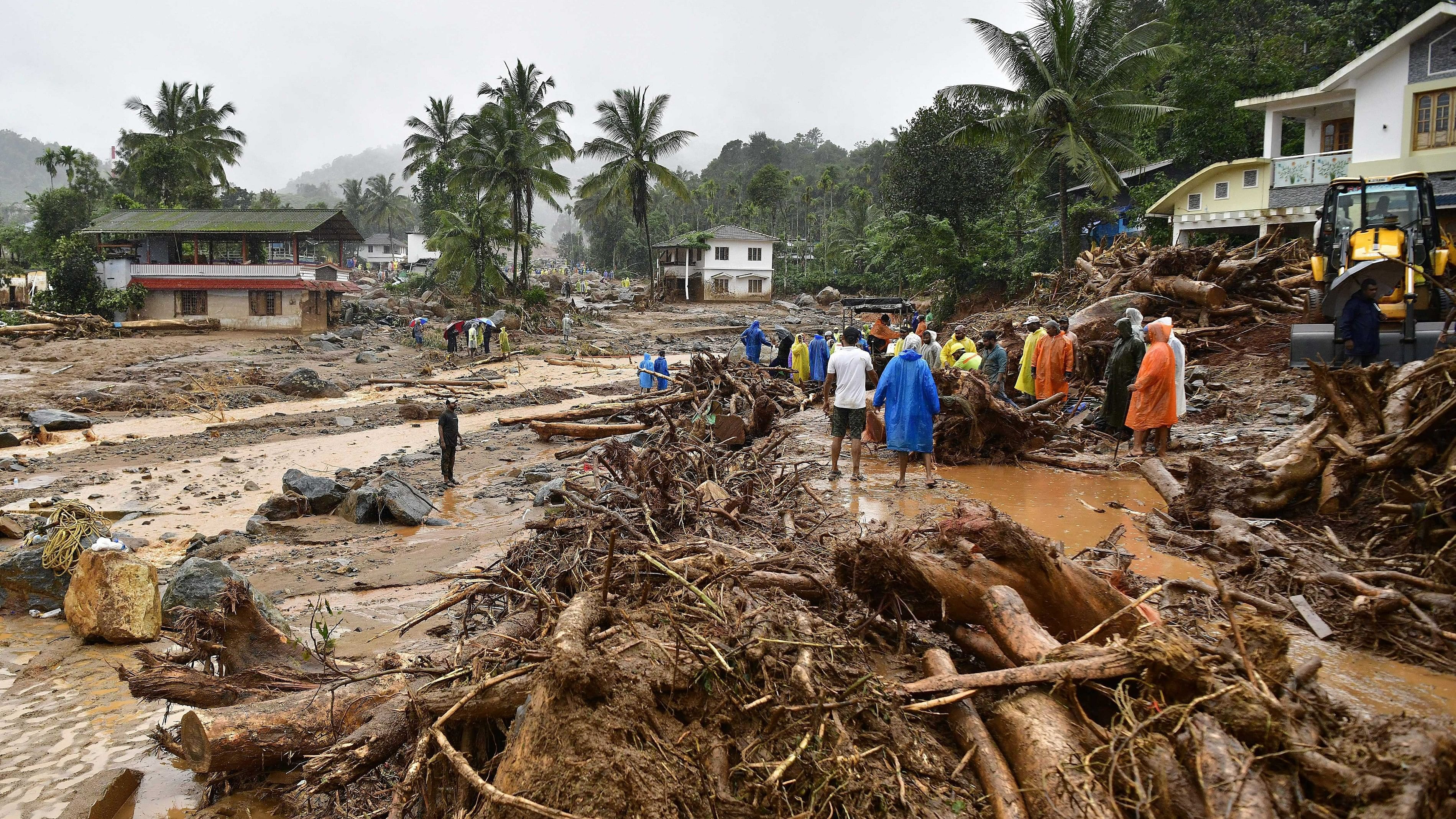 Wayanad Landslides News: Indian Army Finds Four Survivors During Rescue Ops