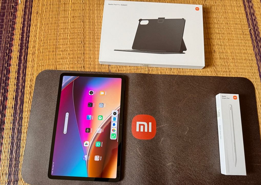 The new Redmi Pad Pro 5G series Android tablet with Smart Keyboard and Smart Pen accessories.