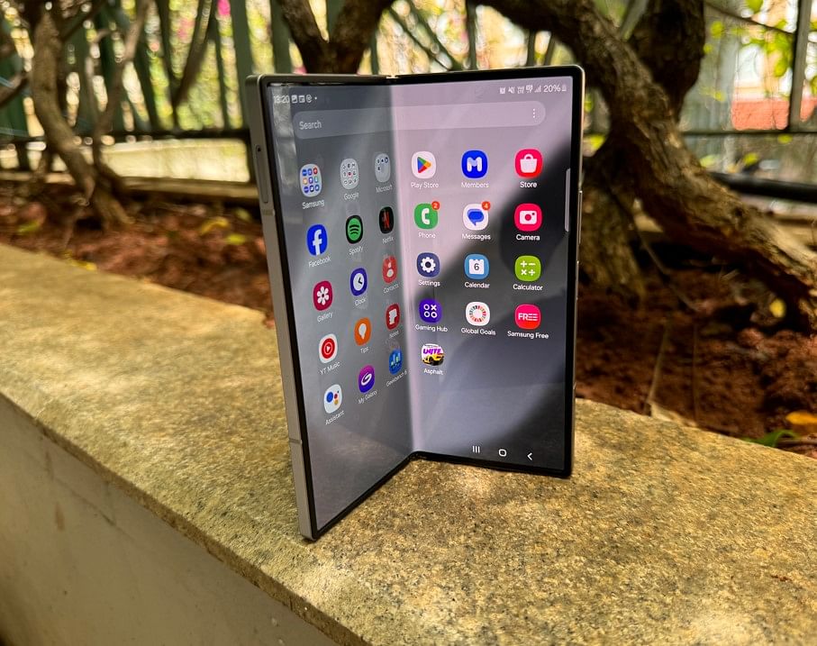 Samsung Galaxy Z Fold6.