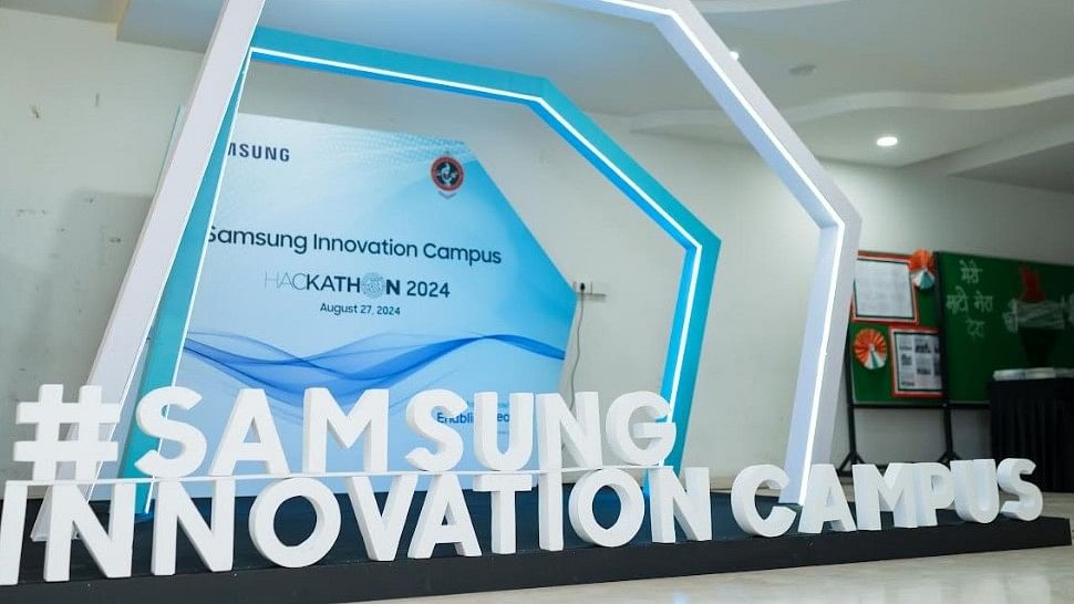 Samsung Innovation Campus hackathon 2024 event.