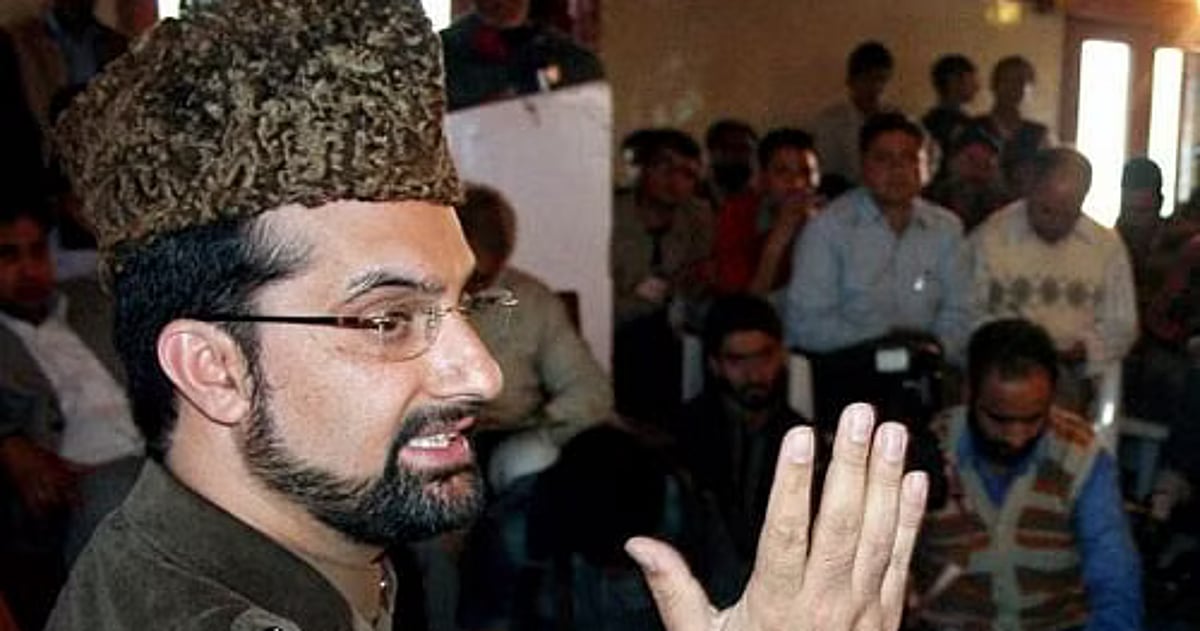 Mirwaiz Condemns Detentions, Alleges Harassment in Kashmir