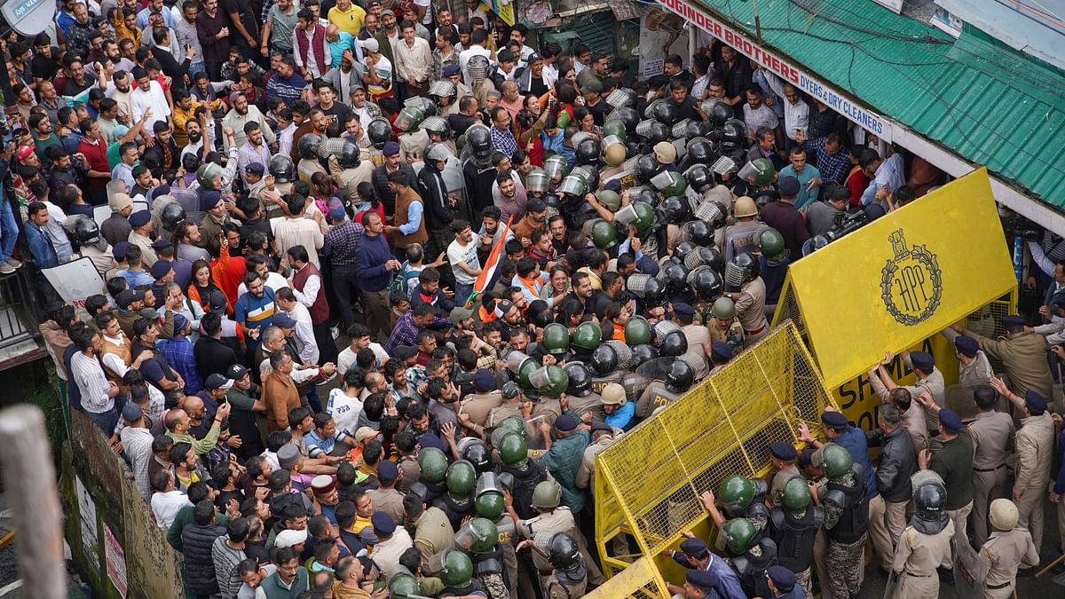 Protesters calling for the demolition of an illegal part of a mosque in Shimla's Sanjauli area were lathi-charged by police on Wednesday after breaching barricades during their protest.