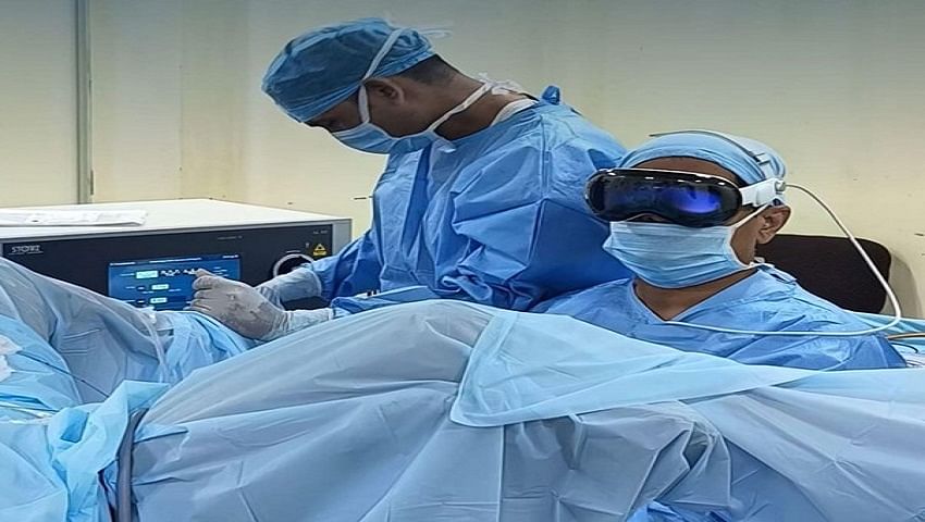 World's First Laser stone and Laser Prostate Surgery Done with the Help of Apple Vision Pro 