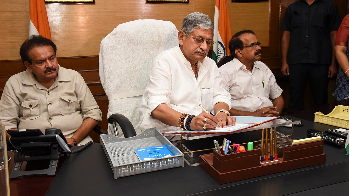 JD(U) Rejects Akhilesh's Call for Nitish to Quit BJP