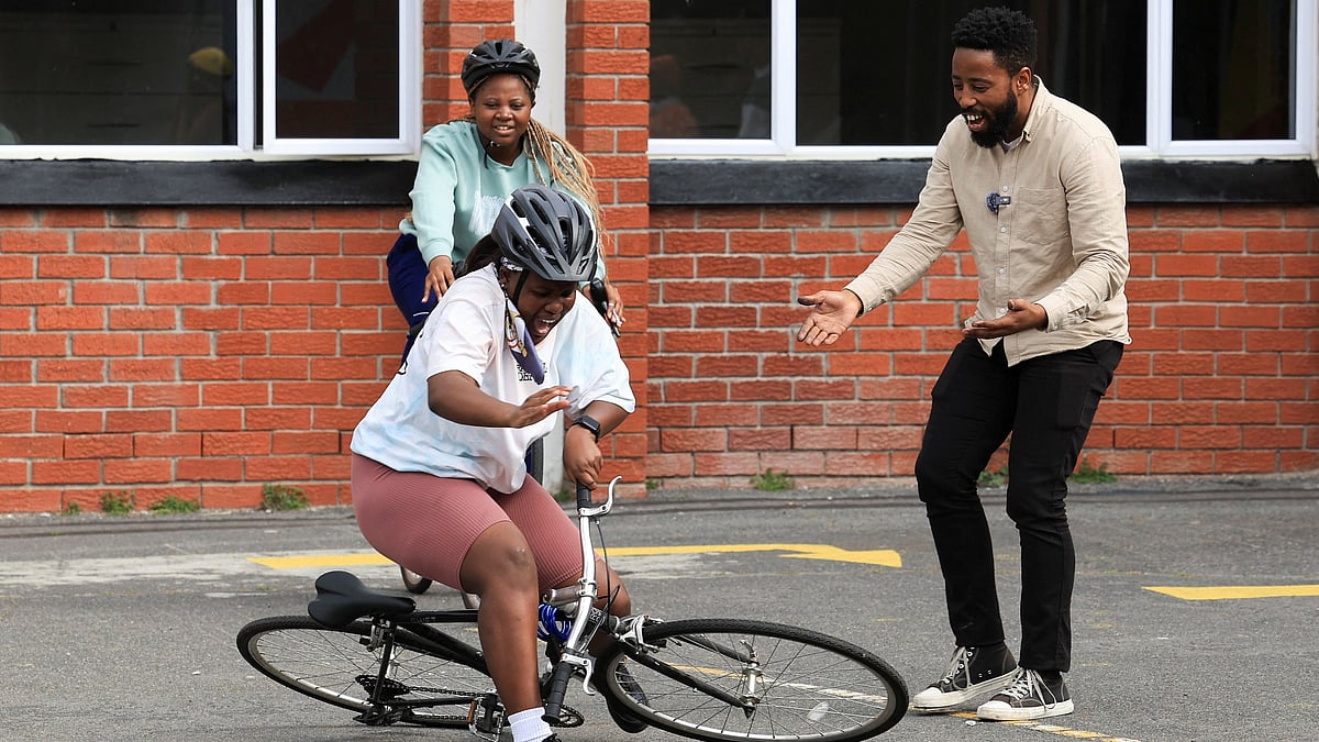 Cape Town's 'bicycle mayor' helps township girls embrace cycling