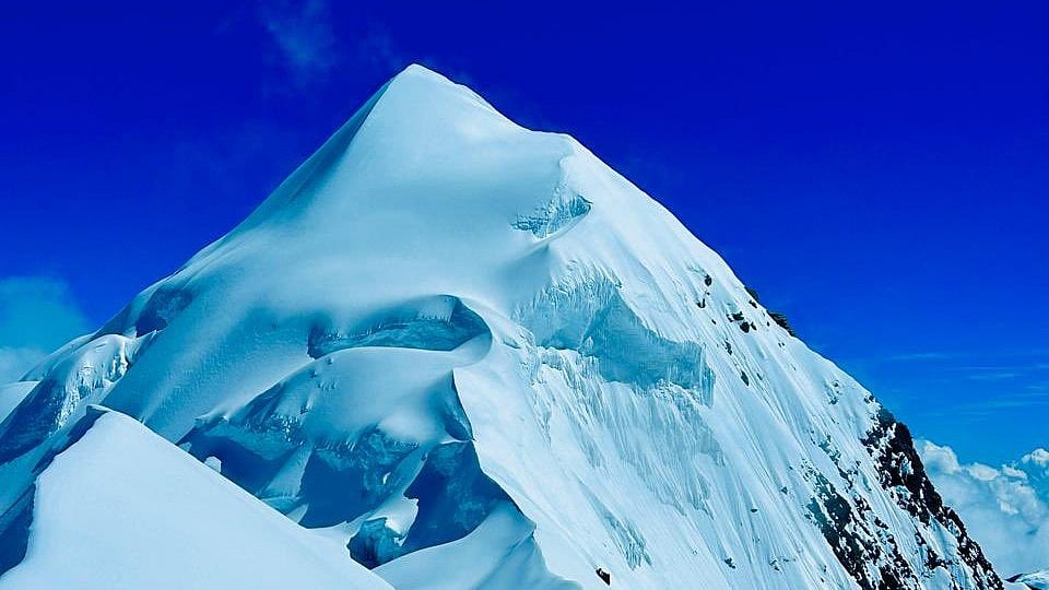 China miffed over Indian mountaineers naming Arunachal Pradesh mountain after 6th Dalai Lama