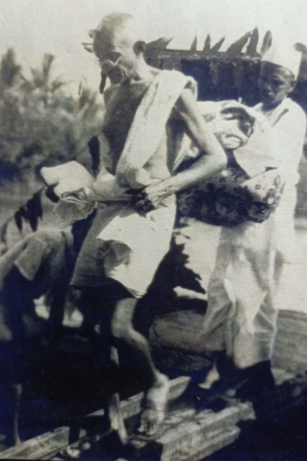 Gandhi crosses the Udyavara stream in Udupi in 1932.