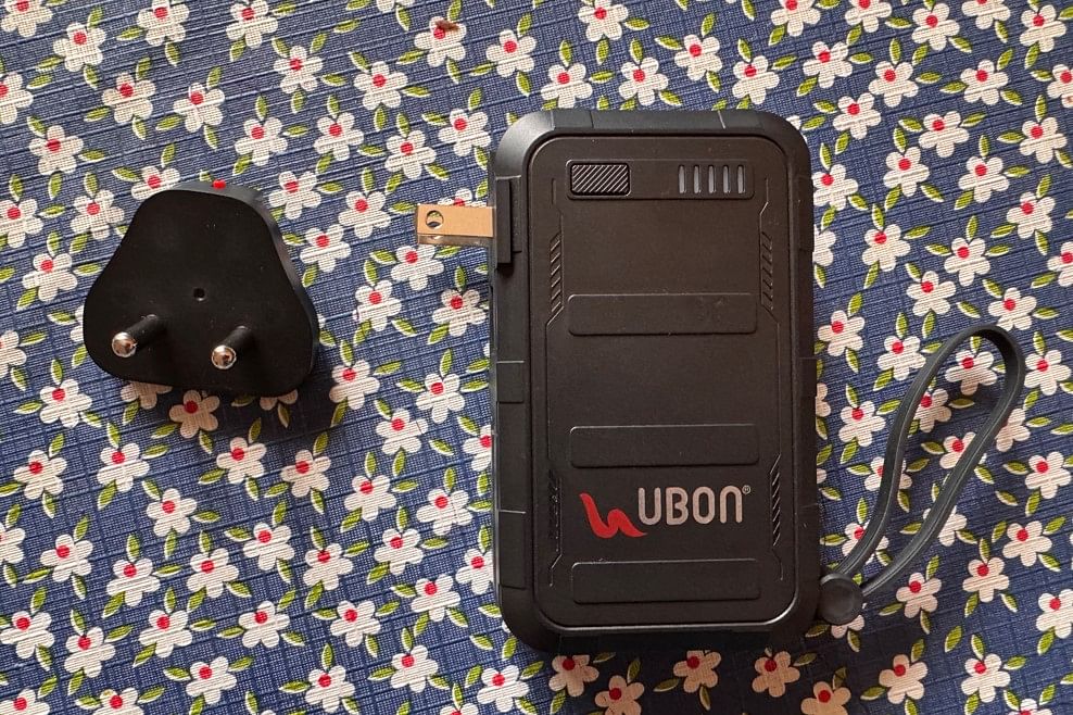 Ubon PB-X113 power bank.