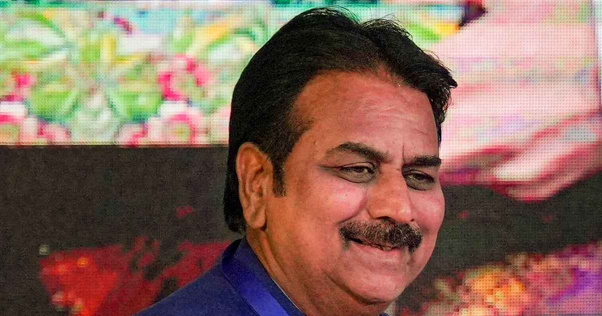 Ex-BJP Leader Joins NCP (SP) for Maharashtra Elections