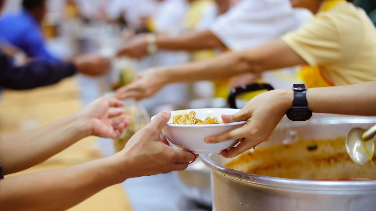 Indonesia to run thousands of kitchens as free meals initiative starts in January