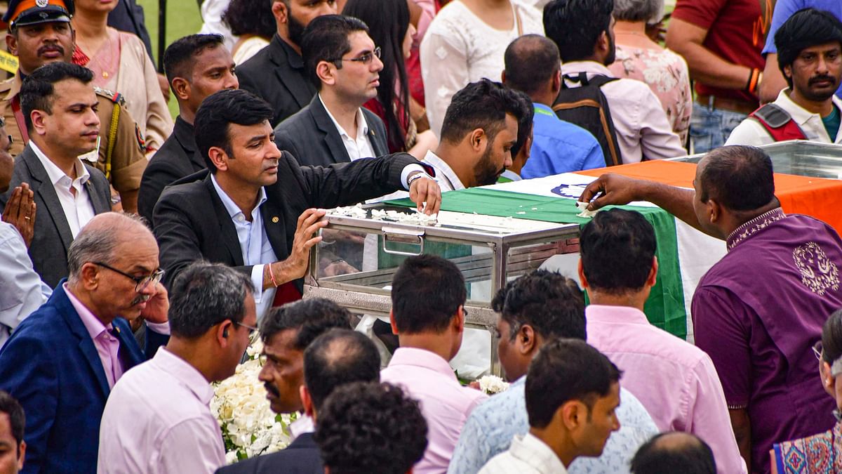 People pay homage to business leader Ratan Tata at NCPA lawns, in Mumbai.