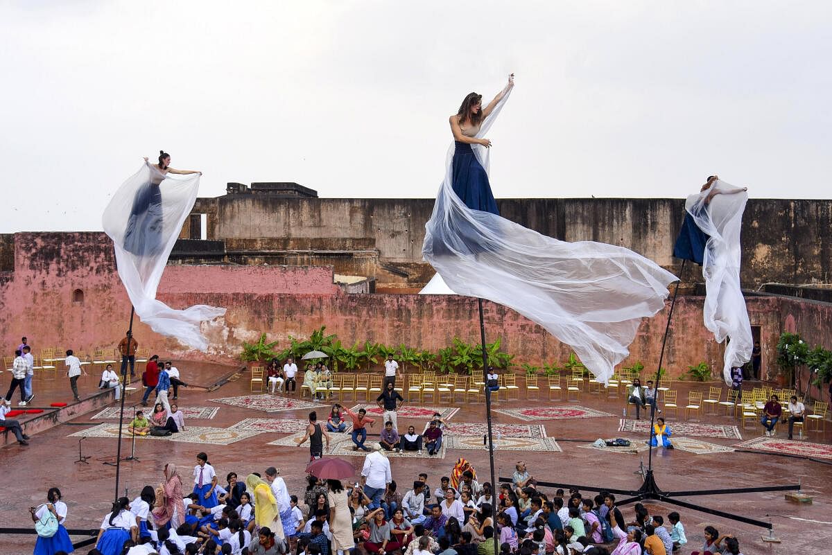 Artists perform a dance during an aerial show ‘RoZéO’, at Jaigarh Fort in Jaipur.