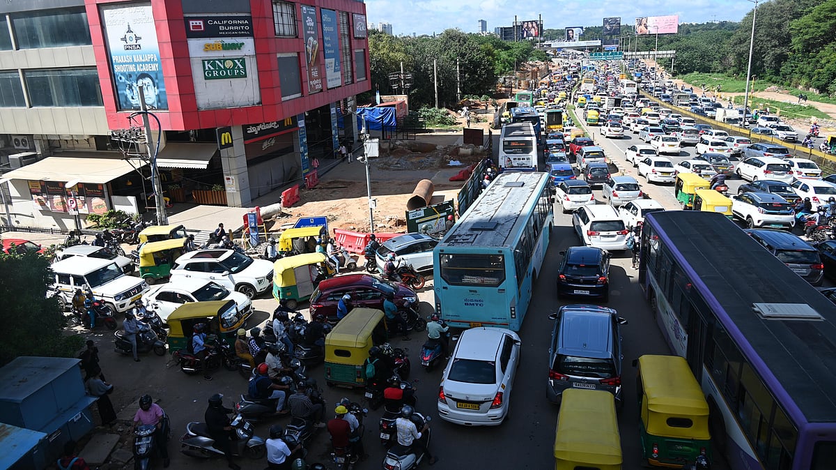 Namma Metro vs Real estate D K Shivakumar, Patil to discuss prospect