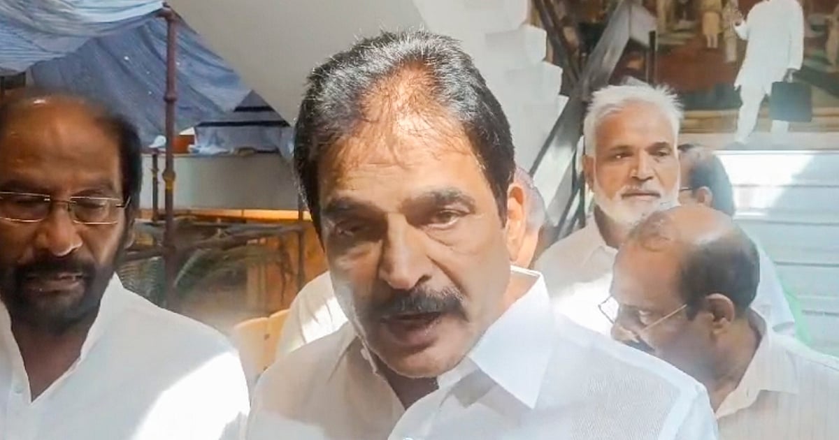 Congress Accuses BJP of Insulting Kharge