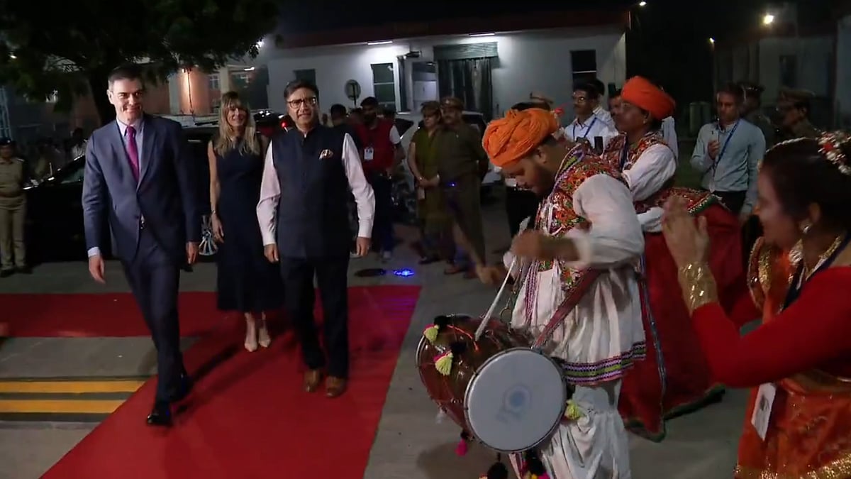 Spanish PM Sanchez arrives in Vadodara for India visit