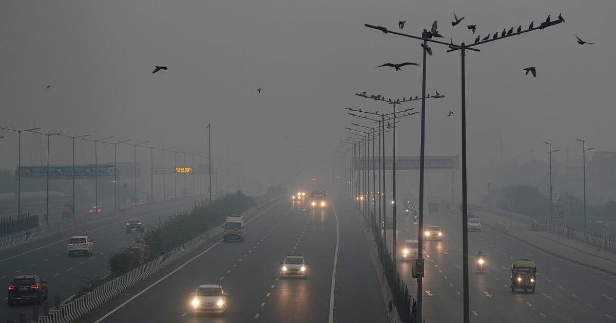 Delhi Choked by Smog, Air Quality 'Very Poor'