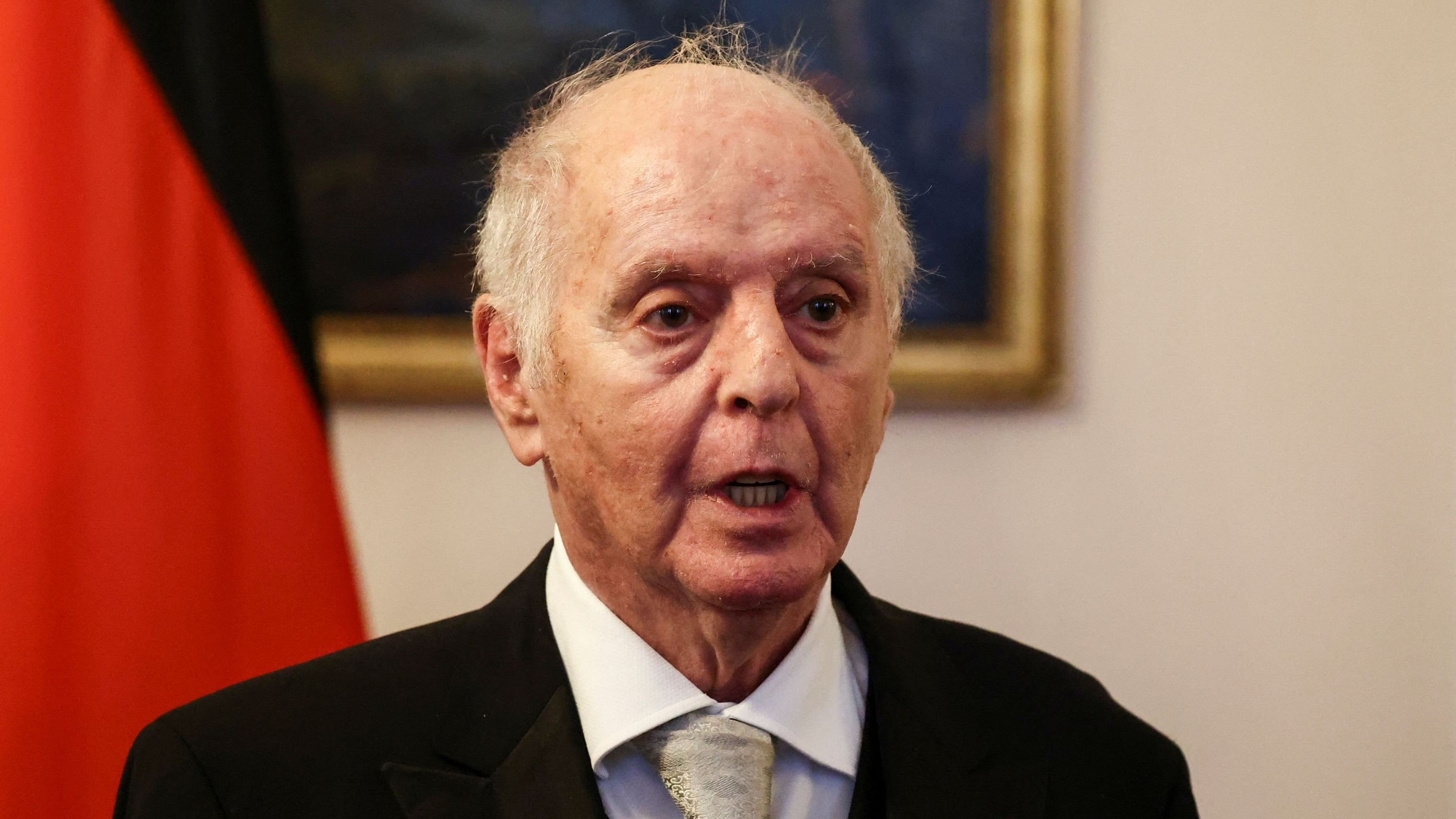 Indira Gandhi Peace Prize Given To Barenboim And Awwad Working To ...