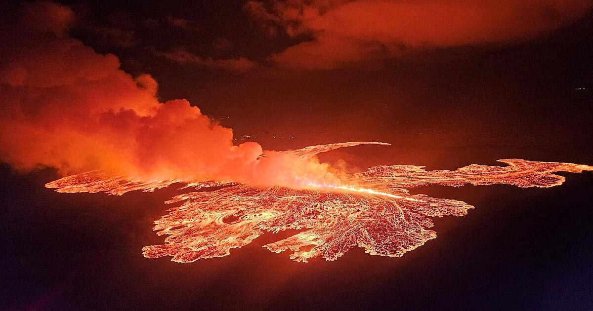 Iceland volcano erupts for 10th time in three years; no disruptions