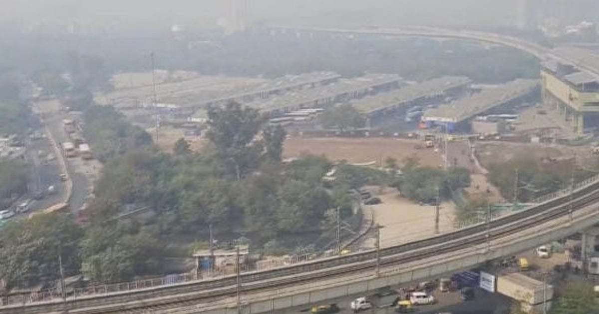 Delhi Air Quality Improves Slightly; Still 'Very Poor'